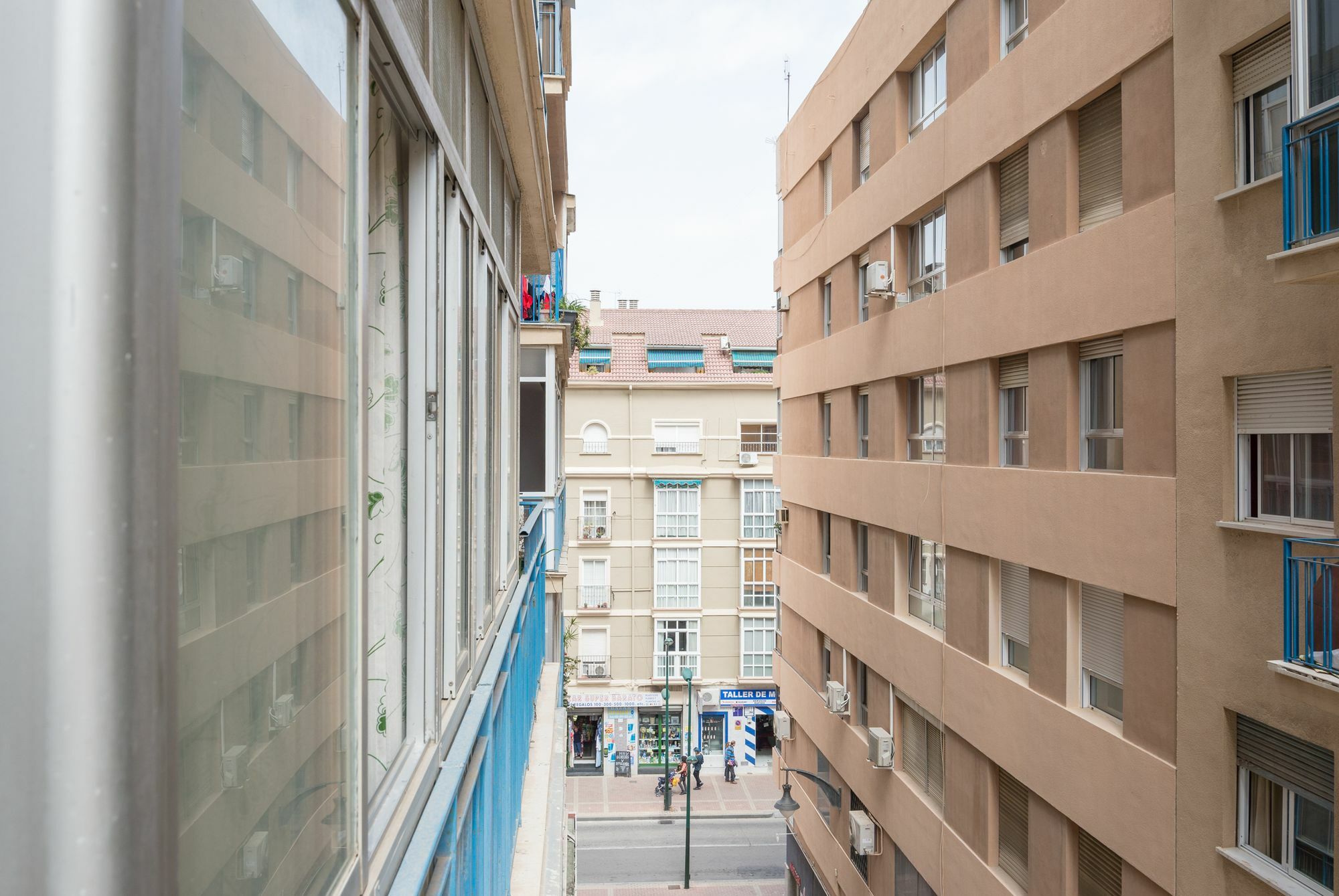 Quiet & Cozy San Fernando Apartment مالقة المظهر الخارجي الصورة
