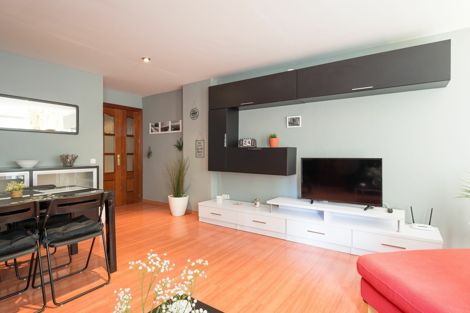 Quiet & Cozy San Fernando Apartment مالقة المظهر الخارجي الصورة
