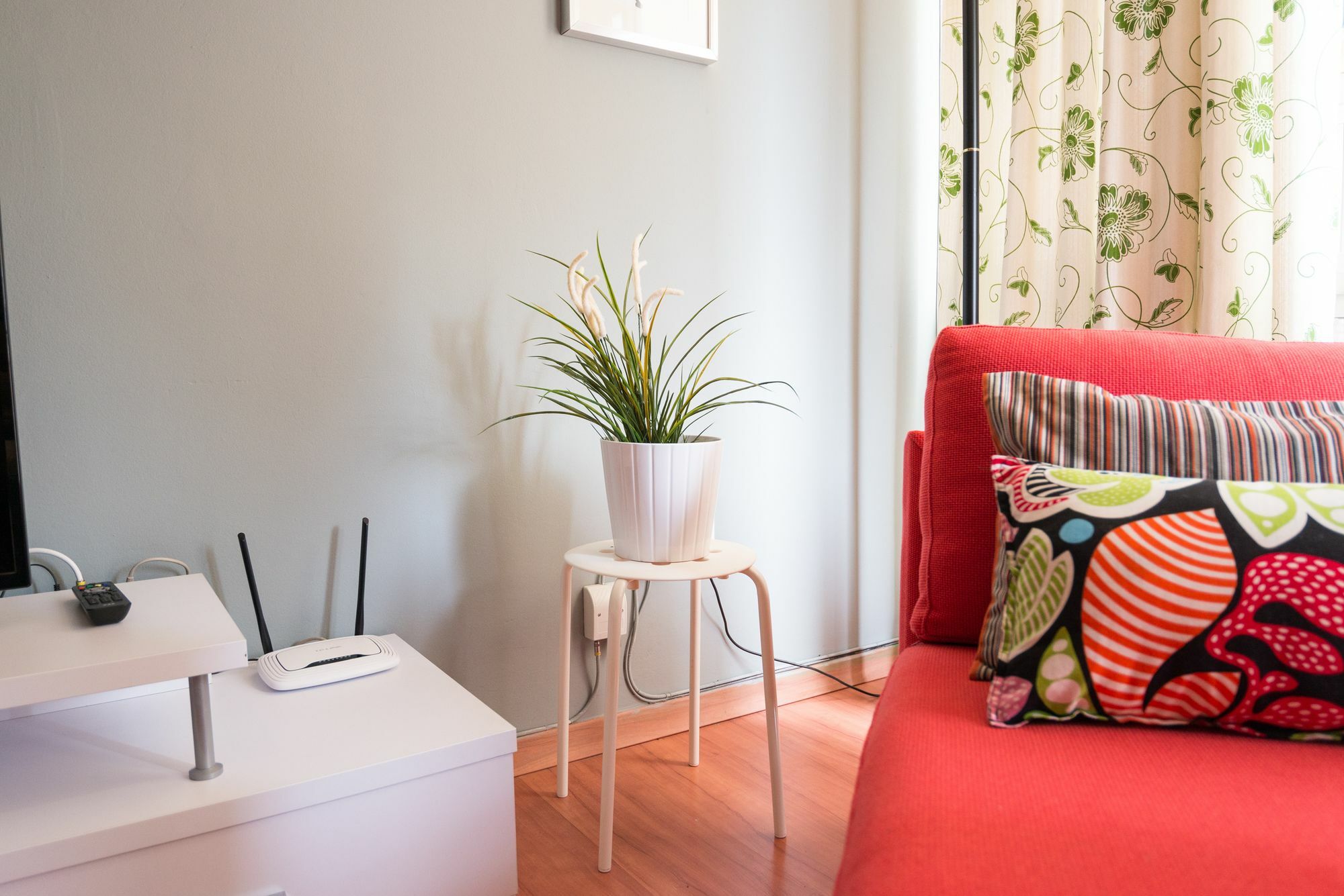 Quiet & Cozy San Fernando Apartment مالقة المظهر الخارجي الصورة